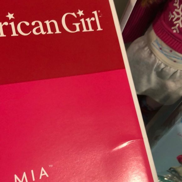 AMERICAN GIRL MIA Doll NEW - Picture 15 of 17